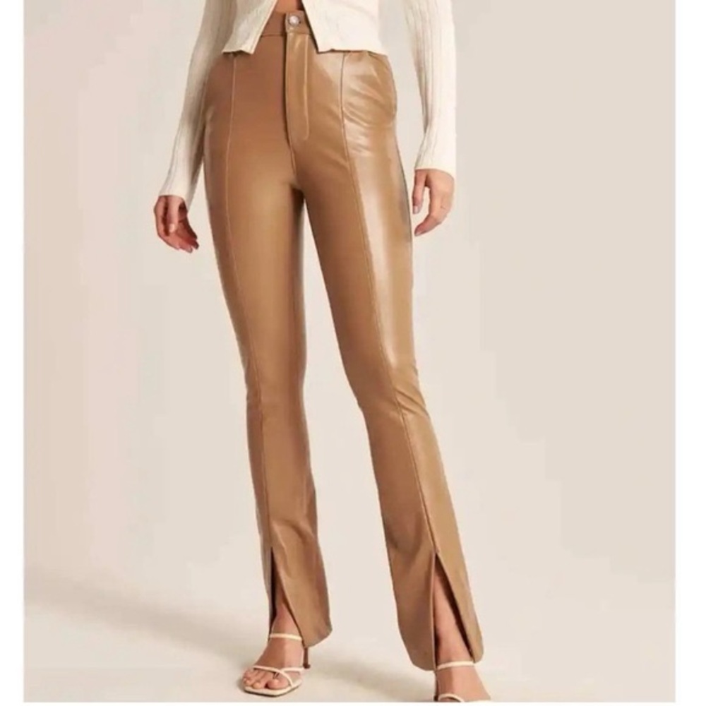 Abercrombie & Fitch The Skinny Ultra High Rise Vegan Leather Split-Hem Pant 28/6
